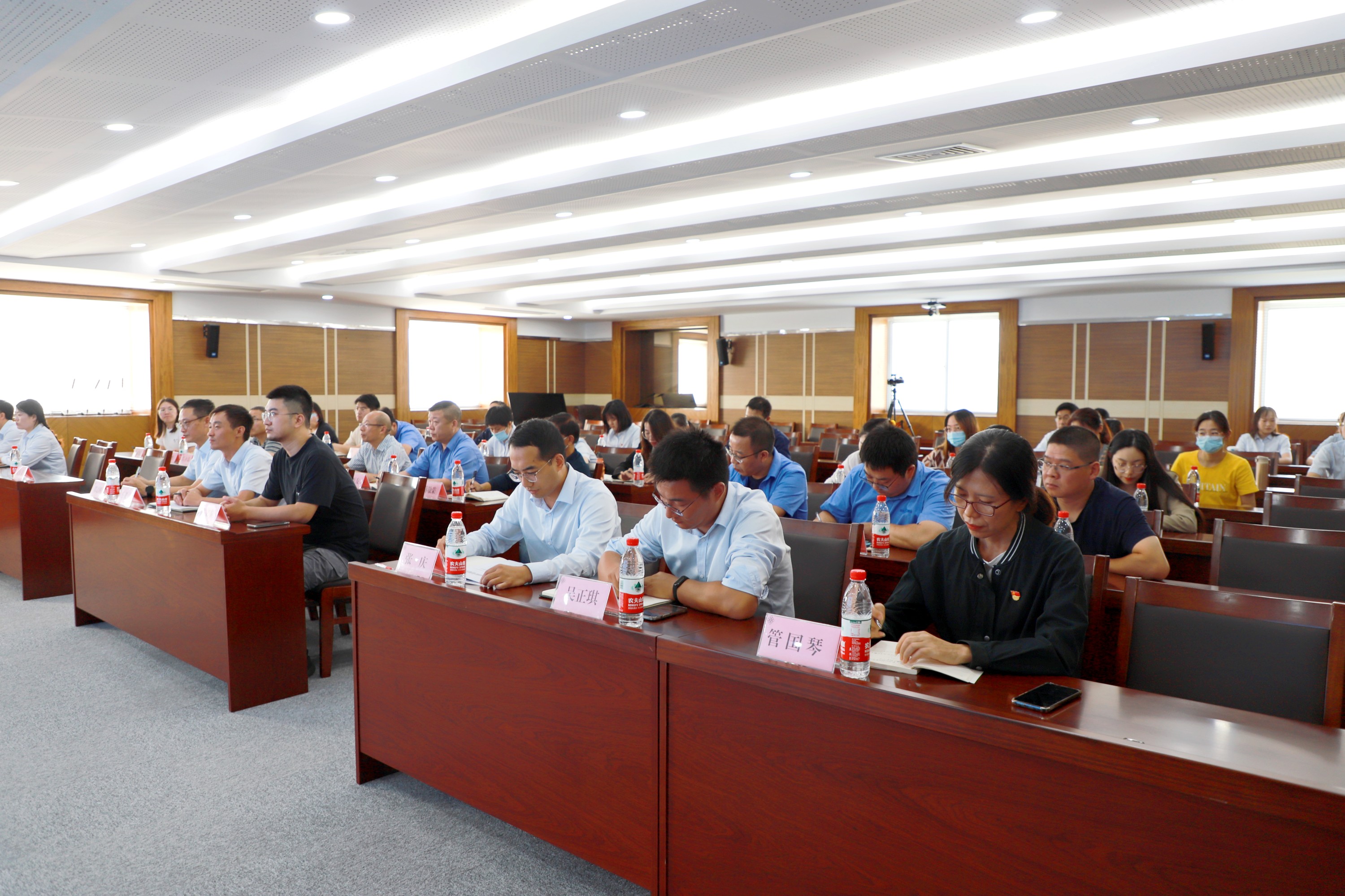 澳亚国际集团开展纪检监察业务培训暨警示教育会议